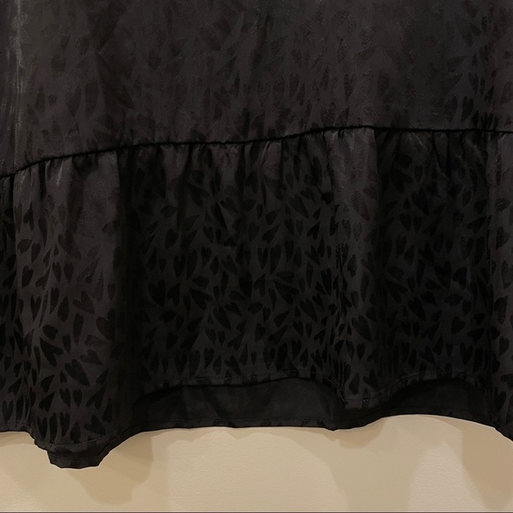 7. Loft Black on Black Heart Printed Short Sleeve Blouse - Picture 2 of 7